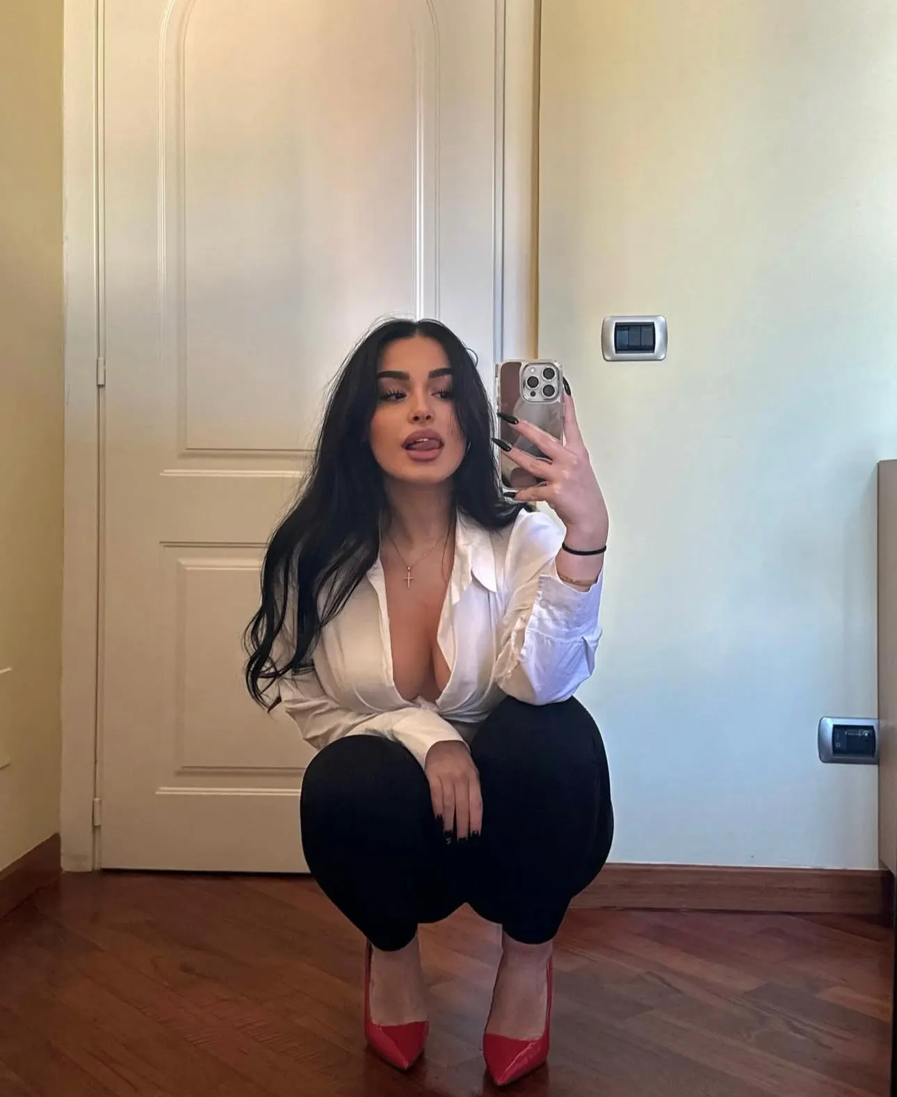 JULİA Çankaya Ankara Escort